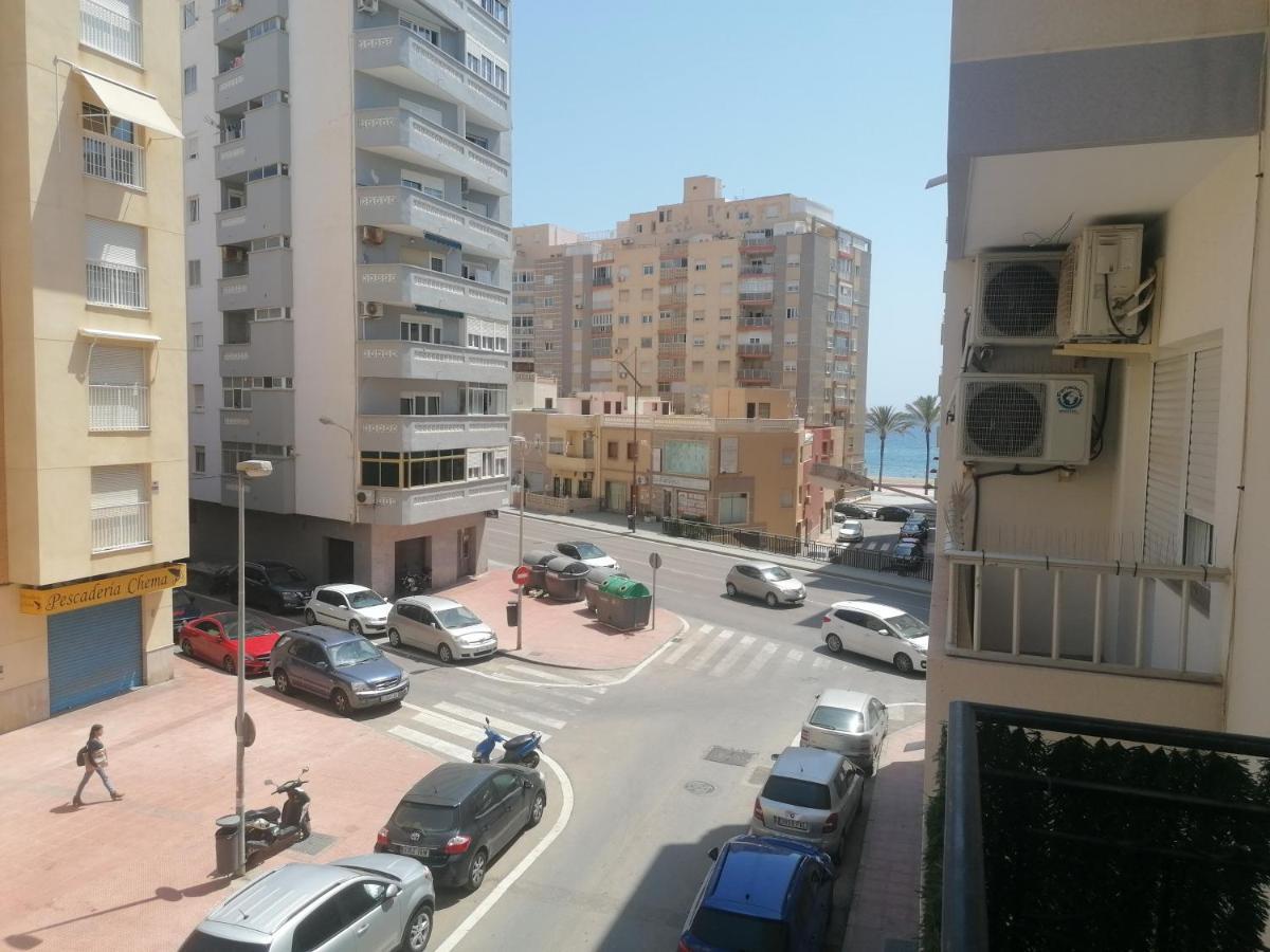 Appartamento Piso Agradable Cerca De La Playa Almería Esterno foto